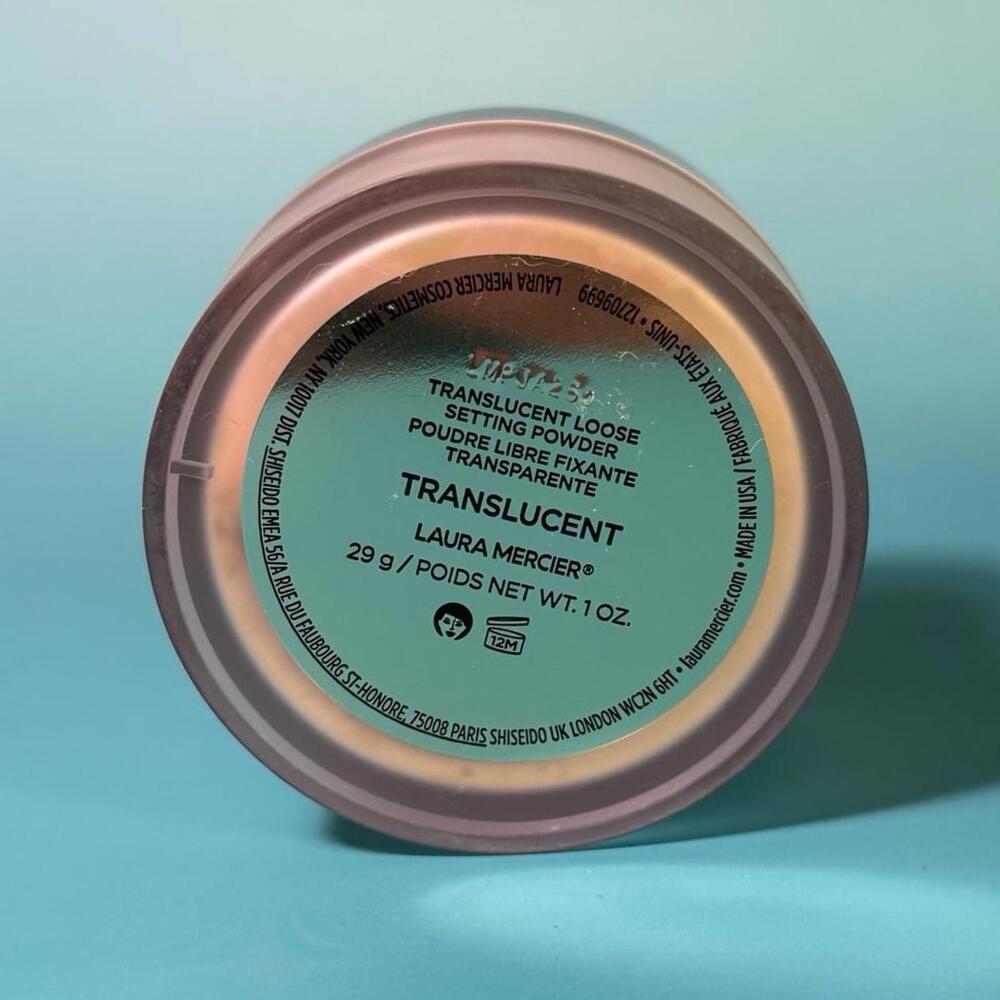 Laura Mercier Translucent Setting Powder - Picture 4 of 9